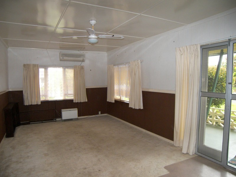 14 Pitt Street, Beaudesert QLD 4285