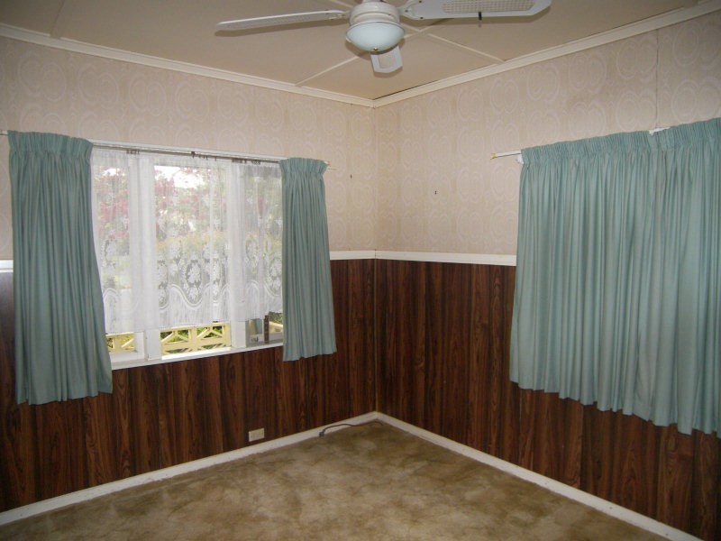 14 Pitt Street, Beaudesert QLD 4285