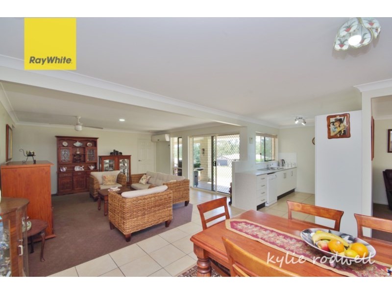 102 Carrigan Way, Gleneagle QLD 4285