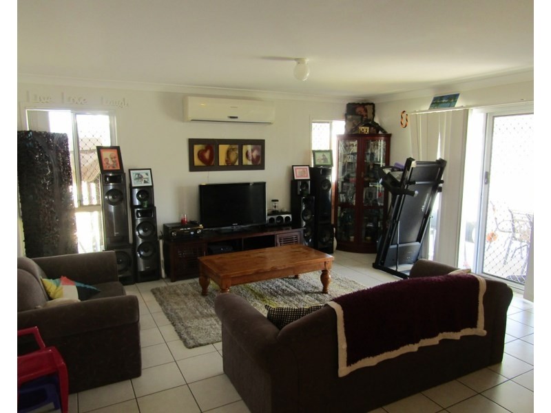 34 Hillside Crescent, Beaudesert QLD 4285