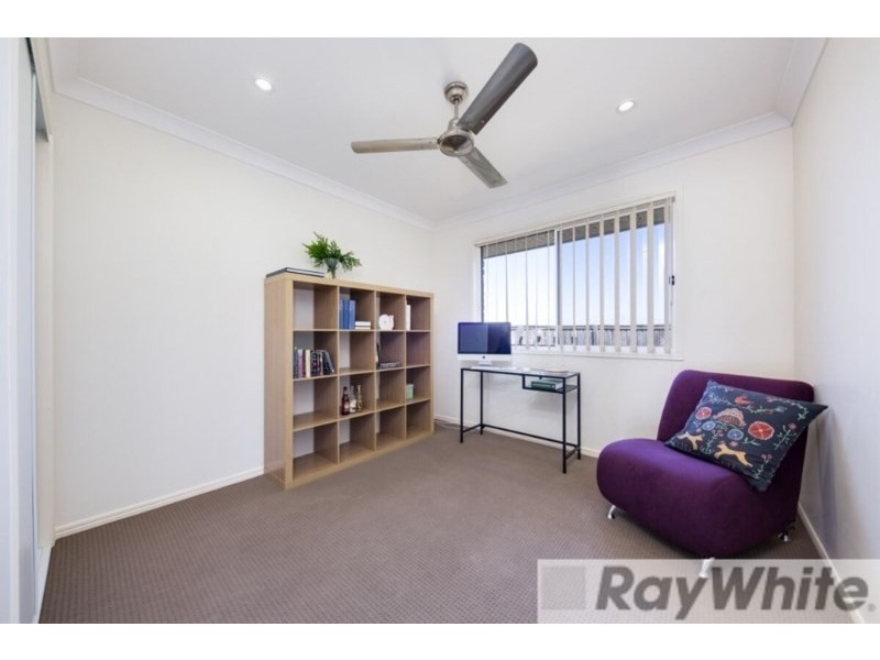 10 Phoebe Way, Gleneagle QLD 4285