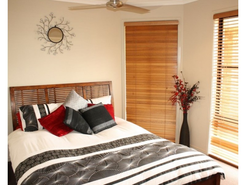 16-18 Oakdale Court, Gleneagle QLD 4285