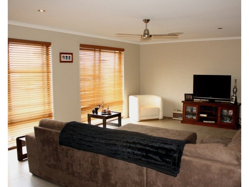 16-18 Oakdale Court, Gleneagle QLD 4285