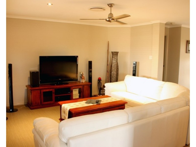 16-18 Oakdale Court, Gleneagle QLD 4285