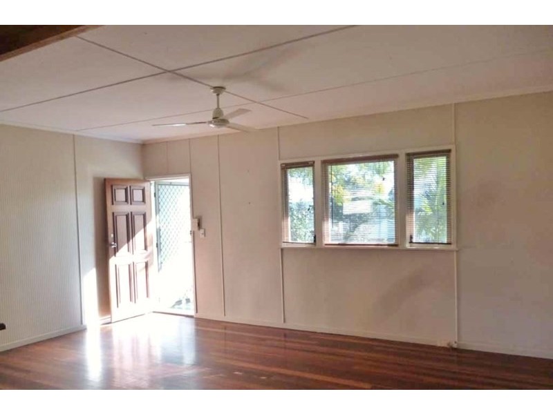 3 Kamarooka Street, Beaudesert QLD 4285