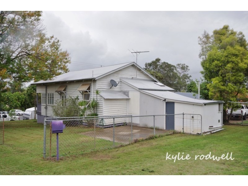 36 Albert Street, Beaudesert QLD 4285