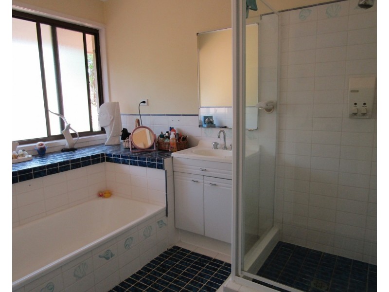 9-17 Farwell Close, Kooralbyn QLD 4285