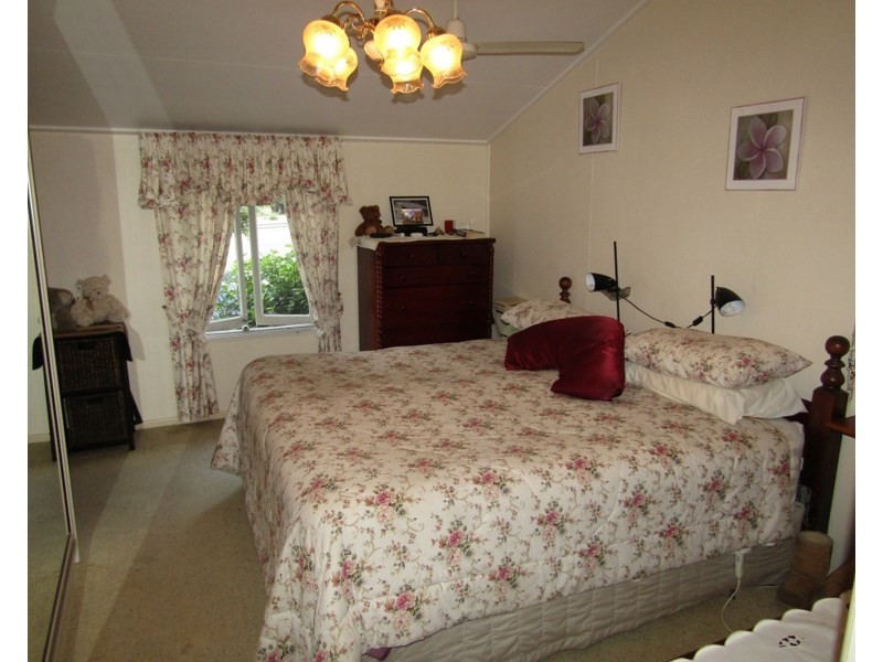 113-115 Mount Lindesay Highway, Gleneagle QLD 4285