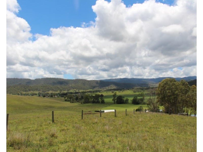 56 Haack Road, Lamington QLD 4285