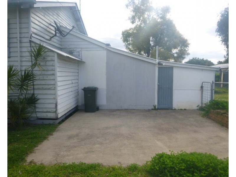 36 Albert Street, Beaudesert QLD 4285