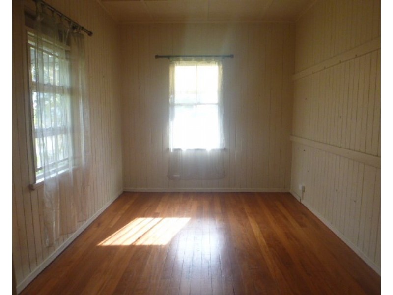 36 Albert Street, Beaudesert QLD 4285