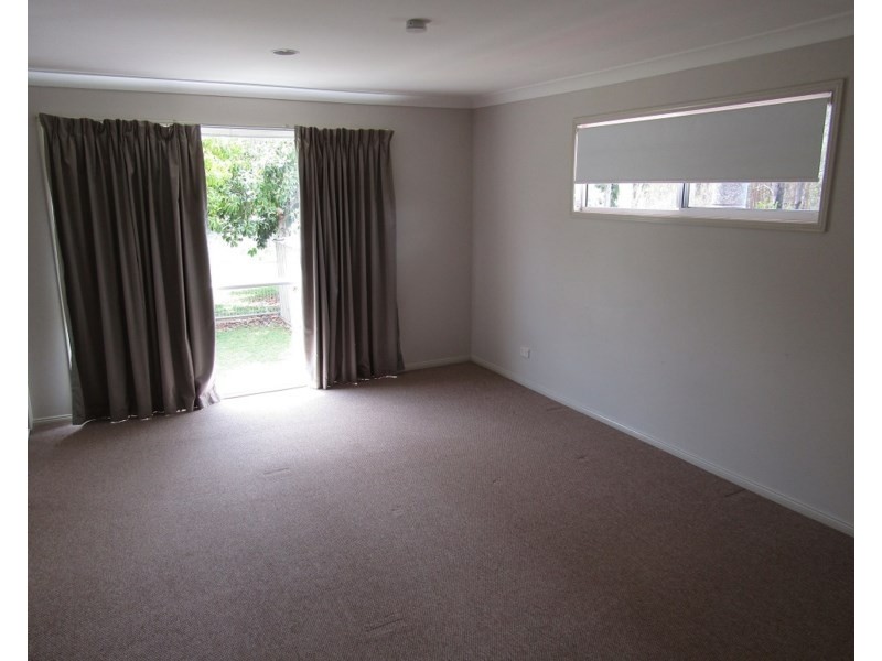 135 Brooklands Drive, Beaudesert QLD 4285