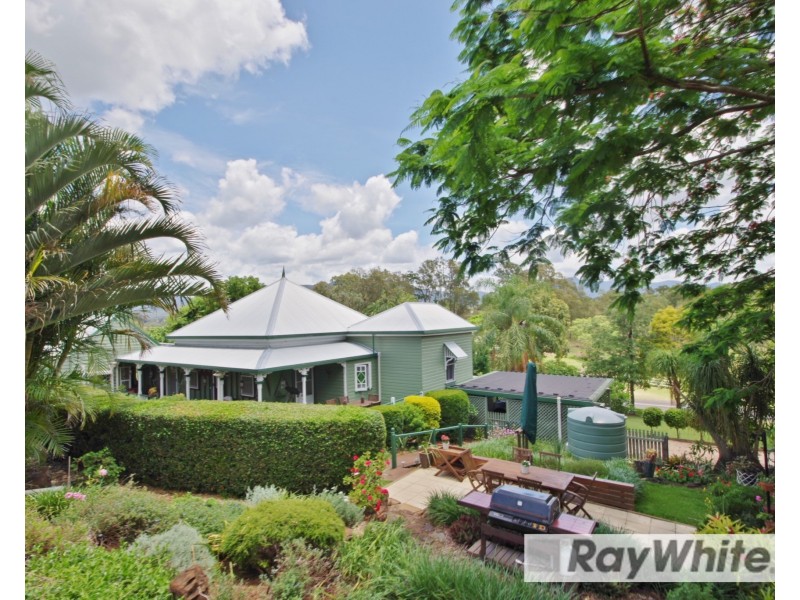 1017 Carneys Creek Road, Croftby QLD 4310