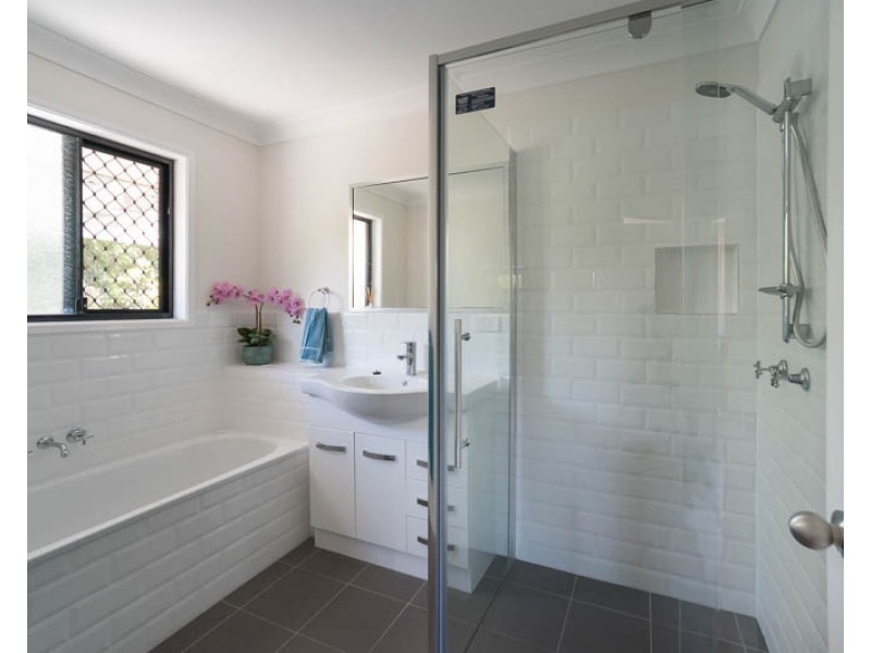 6 Kathleen Crescent, Beaudesert QLD 4285