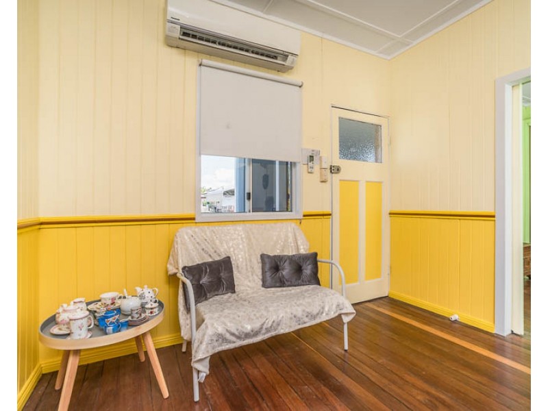 8 Ecole Street, Beaudesert QLD 4285