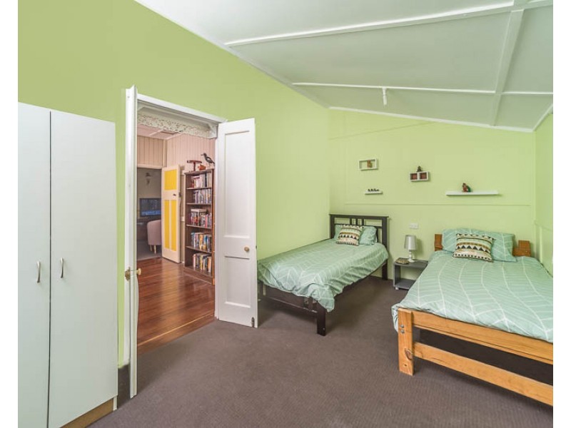 8 Ecole Street, Beaudesert QLD 4285
