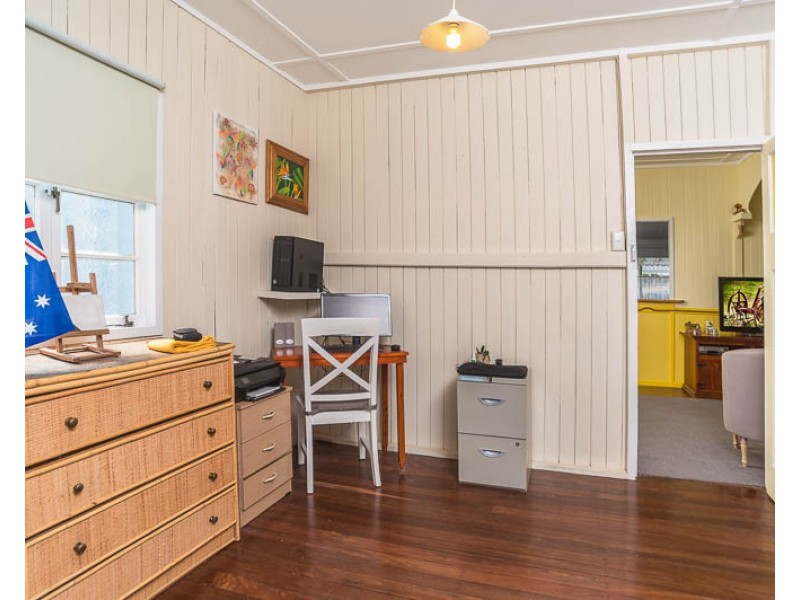 8 Ecole Street, Beaudesert QLD 4285
