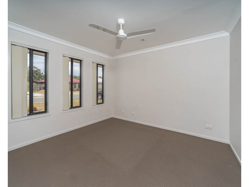 5 Lachlan Street, Gleneagle QLD 4285