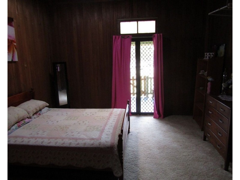 2020 Christmas Creek Road, Lamington QLD 4285