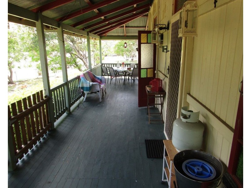 2020 Christmas Creek Road, Lamington QLD 4285