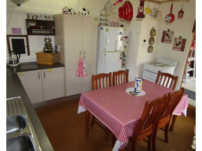 2020 Christmas Creek Road, Lamington QLD 4285