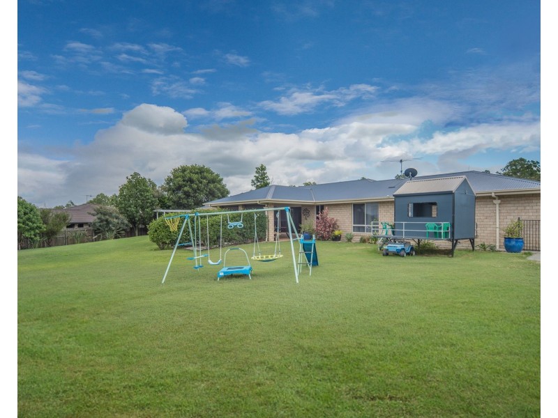8-10 Halcot Court, Gleneagle QLD 4285