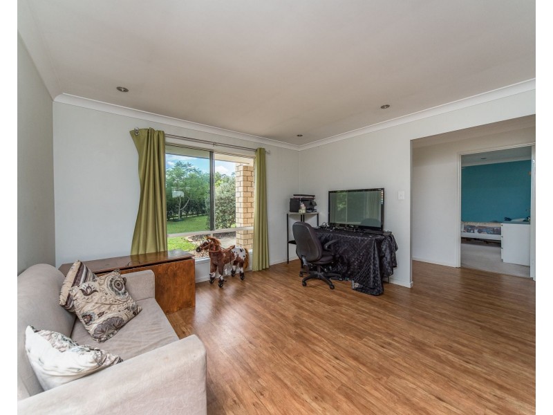 8-10 Halcot Court, Gleneagle QLD 4285