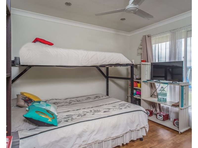 8-10 Halcot Court, Gleneagle QLD 4285
