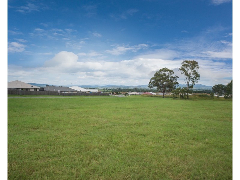 8-10 Halcot Court, Gleneagle QLD 4285