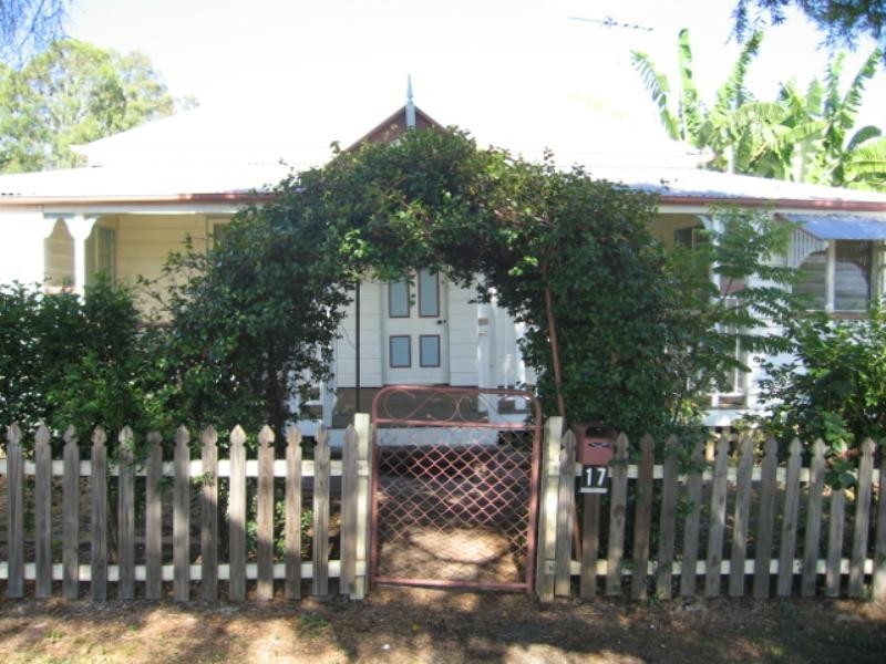 17 Duckett Street, Beaudesert QLD 4285