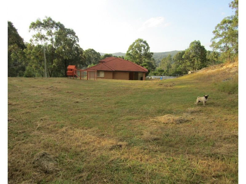 103 Smales Close, Kooralbyn QLD 4285