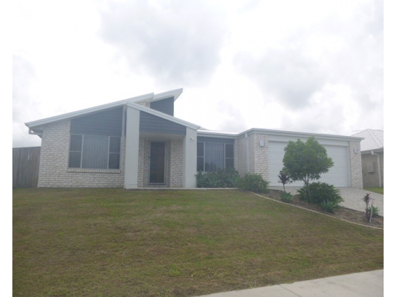 11 Phoebe Way, Gleneagle QLD 4285