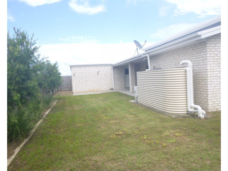 11 Phoebe Way, Gleneagle QLD 4285