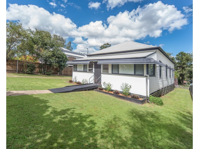17 Eaglesfield Street, Beaudesert QLD 4285