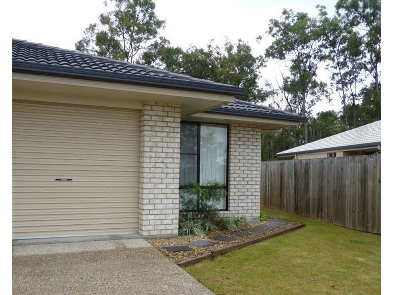 16 Hillside Crescent, Beaudesert QLD 4285