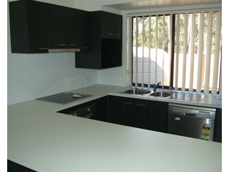 16 Hillside Crescent, Beaudesert QLD 4285