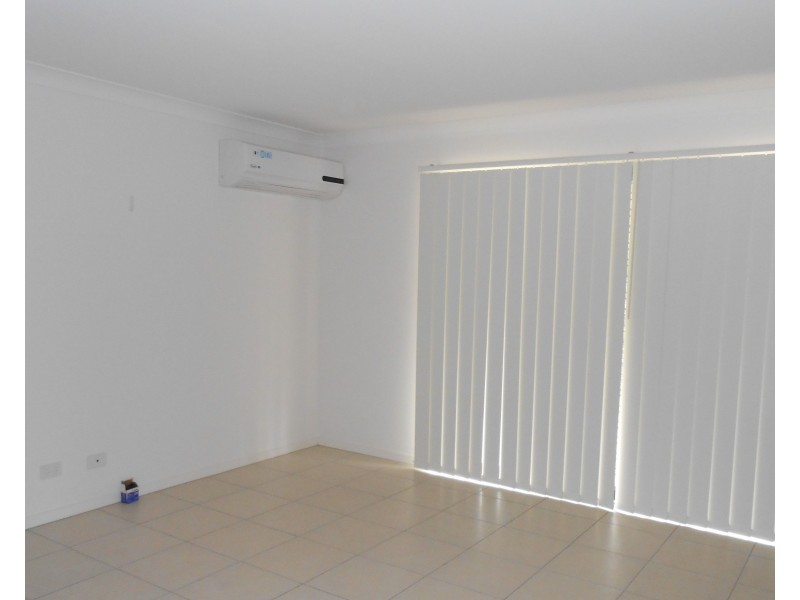 16 Hillside Crescent, Beaudesert QLD 4285