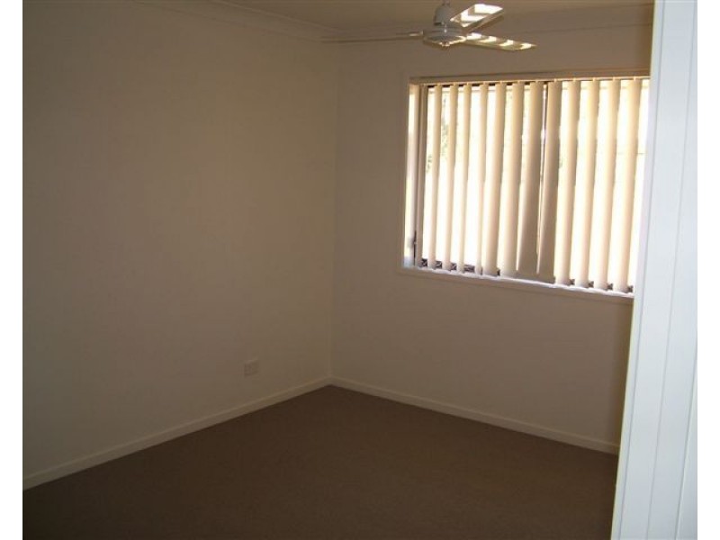 16 Hillside Crescent, Beaudesert QLD 4285