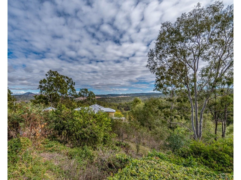 47-51 White Place, Kooralbyn QLD 4285