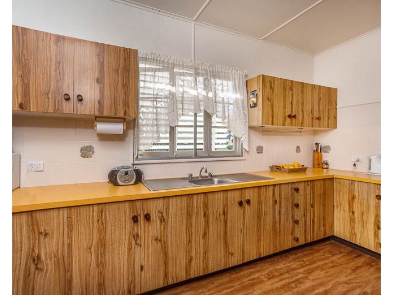 6 Arthur Street, Beaudesert QLD 4285