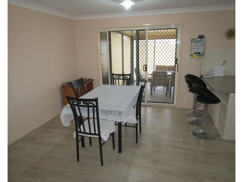 38-40 Russell Court, Cedar Grove QLD 4285