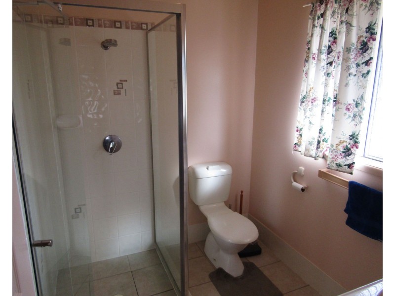 38-40 Russell Court, Cedar Grove QLD 4285