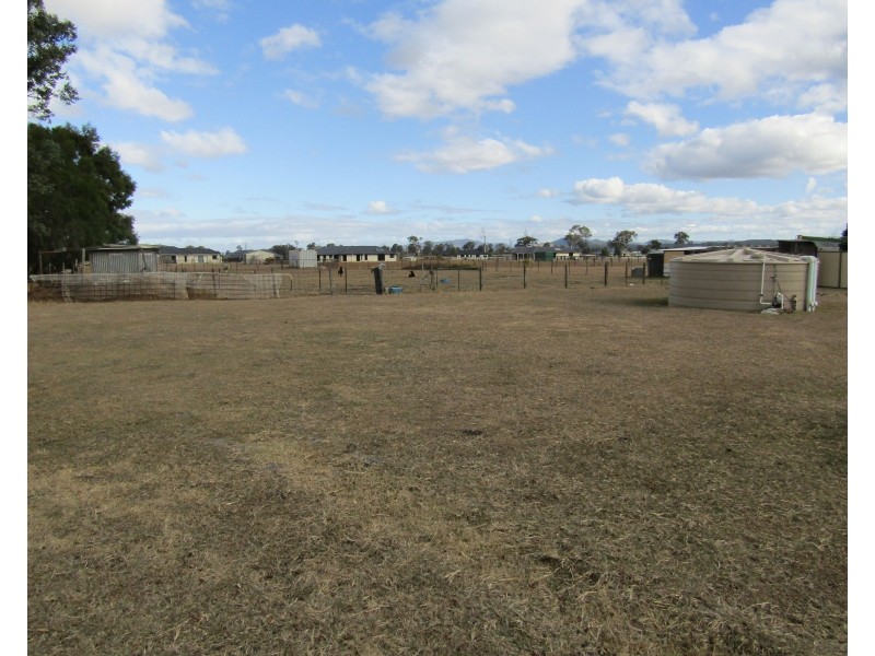 38-40 Russell Court, Cedar Grove QLD 4285