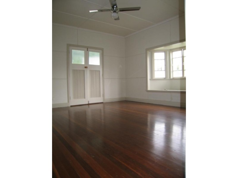 20 Bromelton Street, Beaudesert QLD 4285