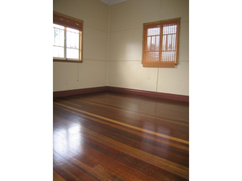 20 Bromelton Street, Beaudesert QLD 4285