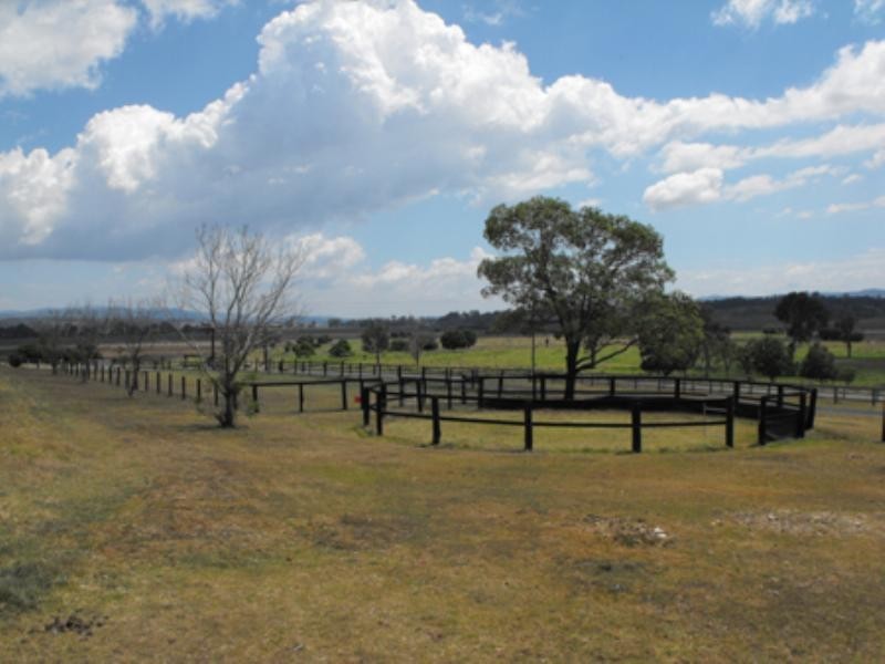 228 Oaky Creek Road, Innisplain QLD 4285