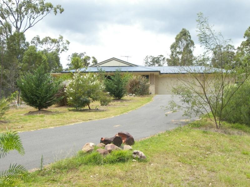 23 Silverleigh Court, Woodhill, Beaudesert QLD 4285