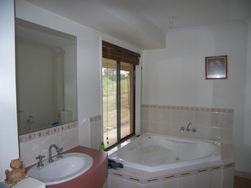 23 Silverleigh Court, Woodhill, Beaudesert QLD 4285