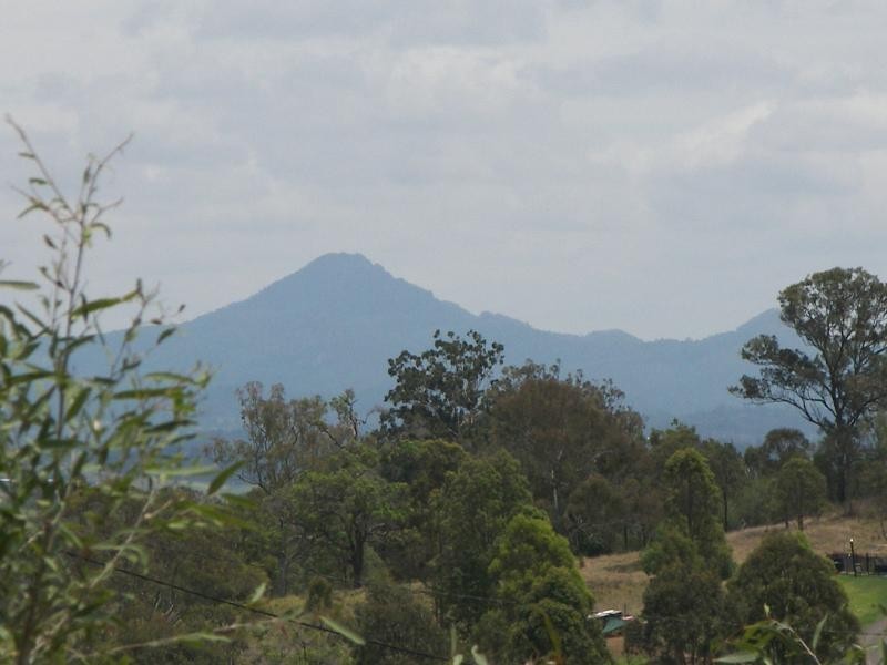 23 Silverleigh Court, Woodhill, Beaudesert QLD 4285