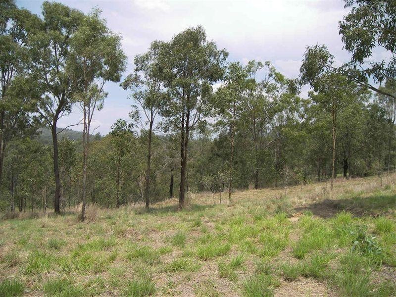 133-135 Scarvell Place, Kooralbyn QLD 4285